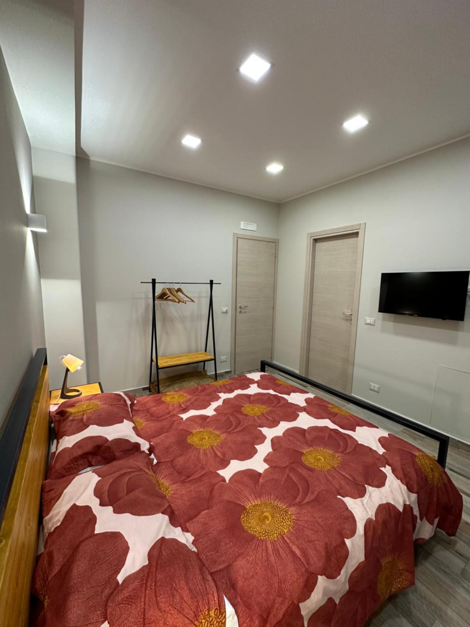 Abate Suite CTA Exterior photo