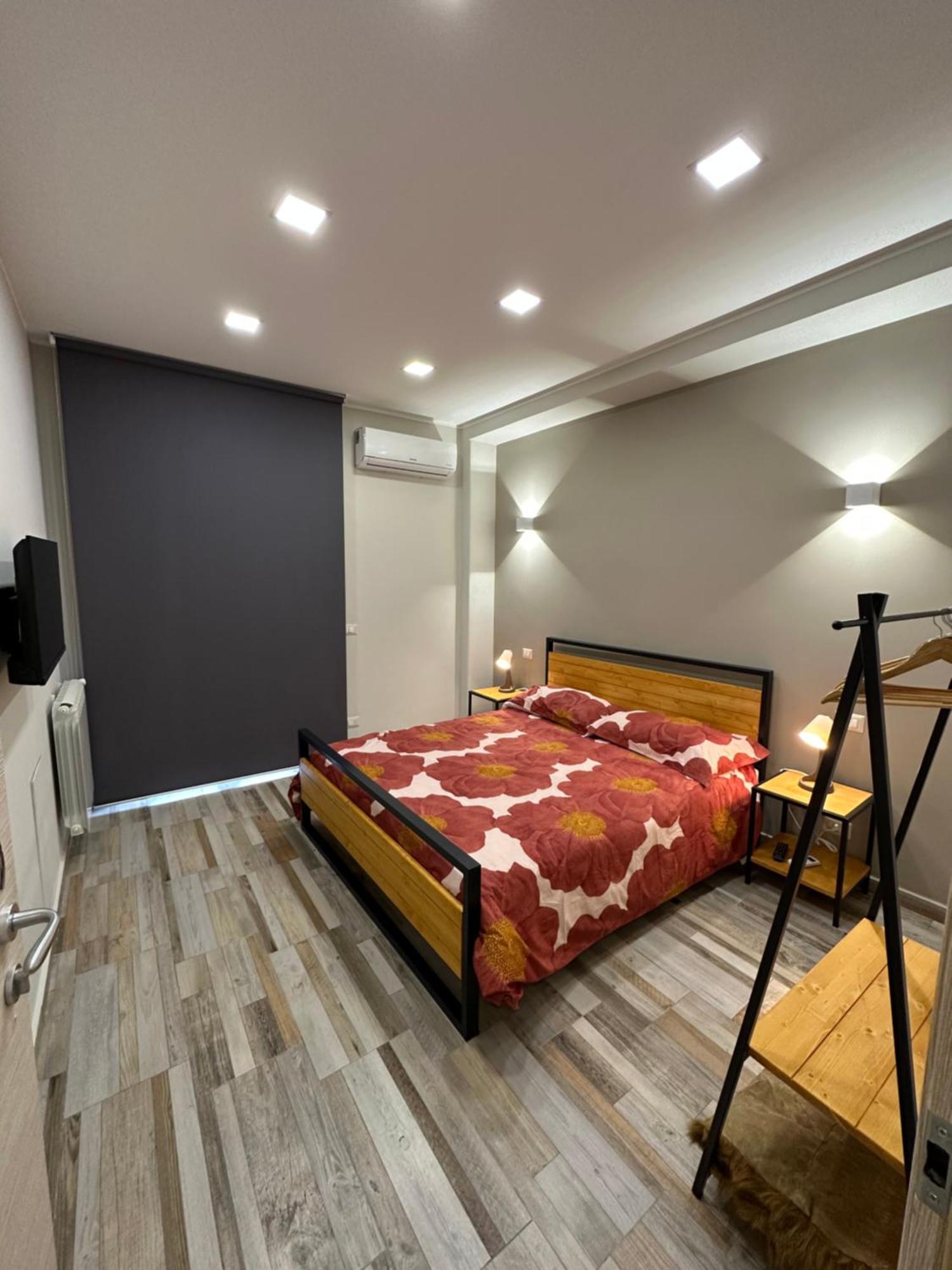 Abate Suite CTA Exterior photo